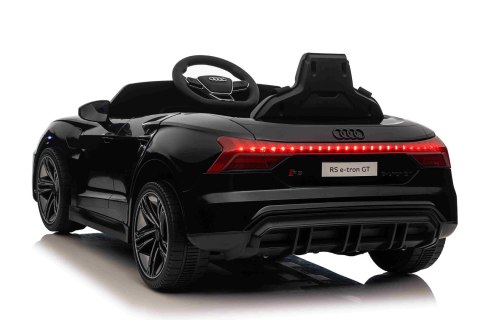 Audi RS E-Tron GT na akumulator Czarny + Pilot + Napęd 4x4 + Radio MP3 + LED + EVA Audi RS E-Tron GT na akumulator Czarny + Pilot + Napęd 4x4 + Radio MP3 + LED + EVA